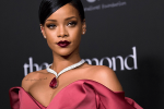 Rihanna dará bolsas de estudos para EUA de até US$ 50 mil