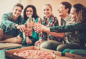 Como faço para receber um intercambista em minha casa?