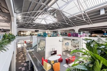 Empresa de tecnologia Blip está com inúmeras vagas abertas em Porto, Portugal foto by https://eco.sapo.pt/