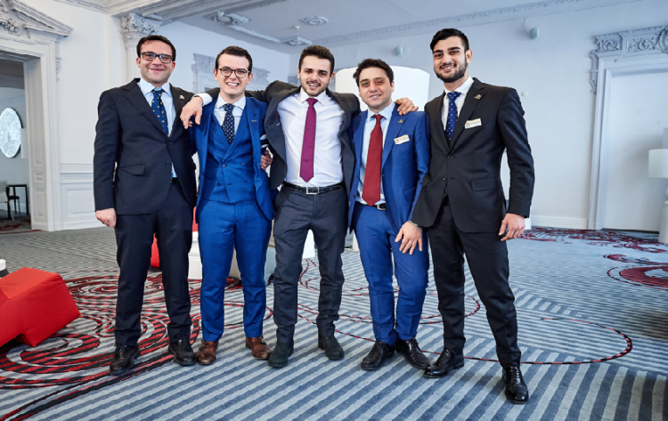 Suíça: o berço da educação de alta qualidade em hospitalidade. Mas, o que significa hospitalidade?