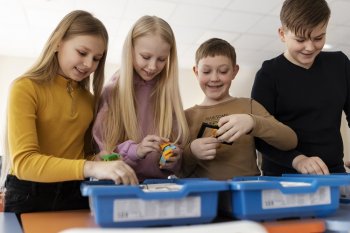 Gamificação no ensino de línguas promove engajamento do aluno foto by freepik