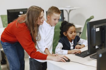 Educação 4.0 traz tecnologia como aliada de professores e alunos